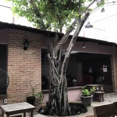 Không gian- ALÊ Cafe