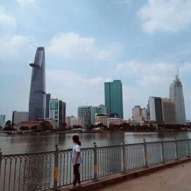Không gian- Ăn Vặt Nắp Hầm Thủ Thiêm