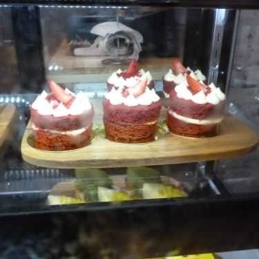 Tổng hợp- Aroi Dessert Cafe - Nguyễn Huệ