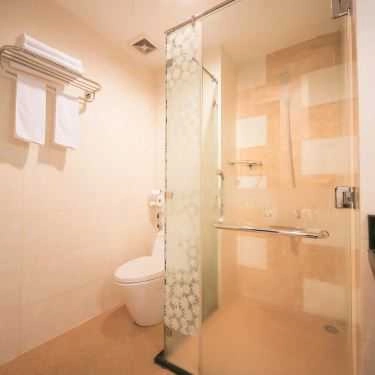 Không gian- Aston Hotel - Bùi Viện
