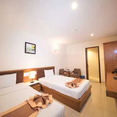 Không gian- Aston Hotel - Bùi Viện