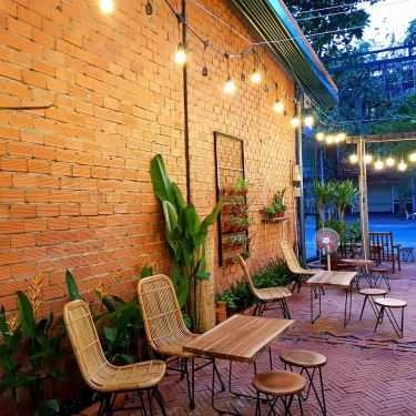 Không gian- Ayunpa Cafe Station