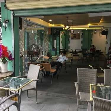 Không gian- Bằng Lăng Coffee - Tân Sơn Nhì
