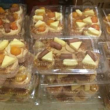 Món ăn- Tiệm Bánh Bánh Bông Lan Trứng Muối - Lạc Long Quân