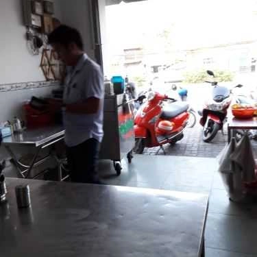 Không gian- Ăn vặt Bà Năm - Bánh Cuốn Nóng
