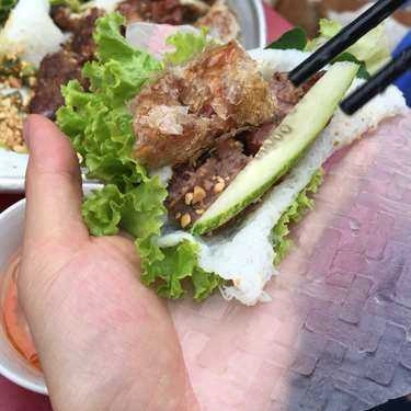 Món ăn- Ăn vặt Bánh Hỏi Thịt Nướng Chả Giò