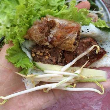 Món ăn- Ăn vặt Bánh Hỏi Thịt Nướng Chả Giò