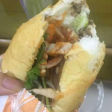 Món ăn- Ăn vặt Bánh Mì 109 - Trần Quốc Hoàn