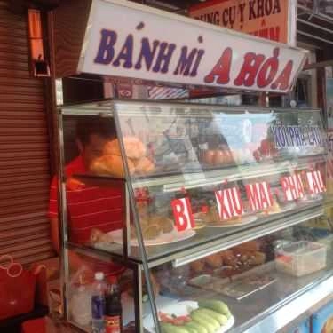 Không gian- Ăn vặt A Hòa - Bánh Mì