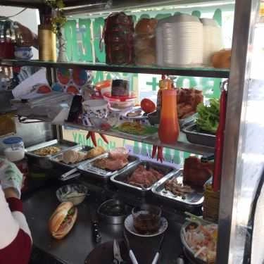 Không gian- Tiệm Bánh Boy - Bánh Mì, Nem Huế & Giò Chả