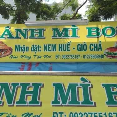 Không gian- Tiệm Bánh Boy - Bánh Mì, Nem Huế & Giò Chả
