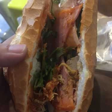 Món ăn- Tiệm Bánh Bánh Mì Cá Mập - Nguyễn Duy Dương
