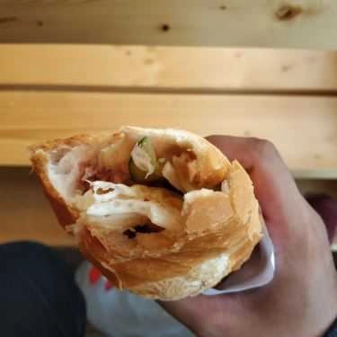 Món ăn- Tiệm Bánh Bánh Mì Cá Mập - Nguyễn Duy Dương