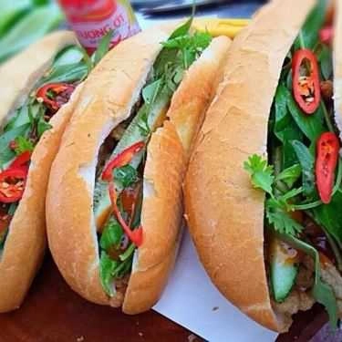 Món ăn- Tiệm Bánh Bánh Mì Chả Cá - 647 Nguyễn Hữu Thọ