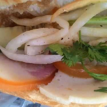 Món ăn- Tiệm Bánh Bánh Mì Đại Long