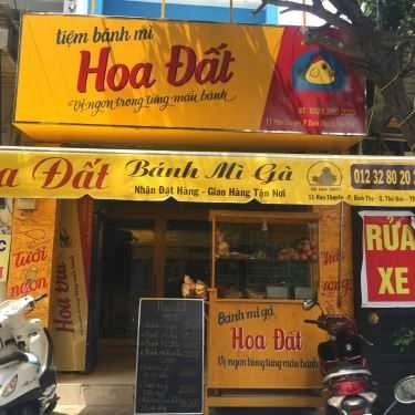 Không gian- Tiệm Bánh Hoa Đất - Bánh Mì Gà