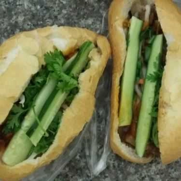 Món ăn- Ăn vặt Bánh Mì Gà - Nguyễn Thị Thập