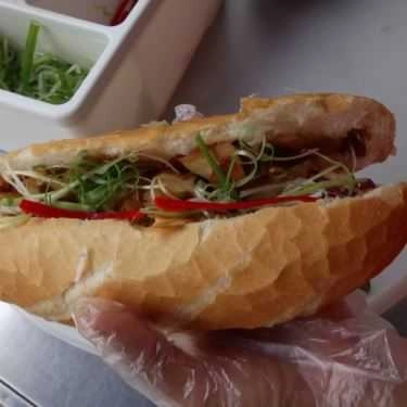 Món ăn- Ăn vặt Bánh Mì Gà Quay