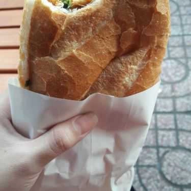 Món ăn- Ăn vặt Bánh Mì Gà Xé 13k