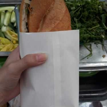 Món ăn- Ăn vặt Bánh Mì Gà Xé 13k