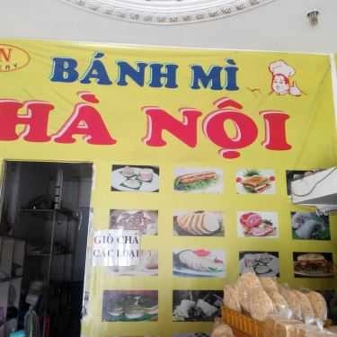Không gian- Tiệm Bánh Bánh Mì Hà Nội - Lương Định Của