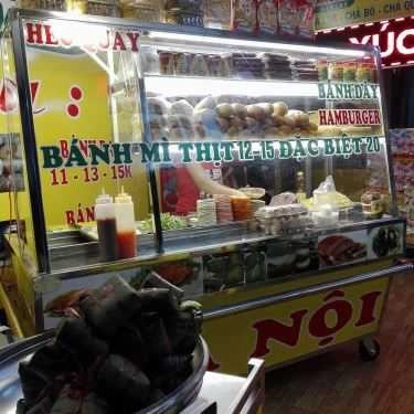 Không gian- Tiệm Bánh Ngọc Phát Bakery - Bánh Mì Hà Nội