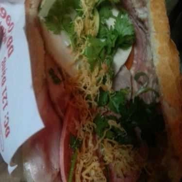 Món ăn- Tiệm Bánh Bánh Mì Hà Nội - Đặng Văn Ngữ