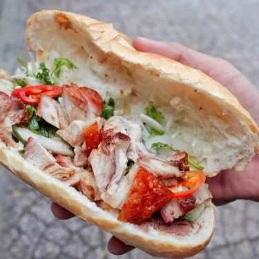 Món ăn- Ăn vặt Bánh Mì Heo Quay 109