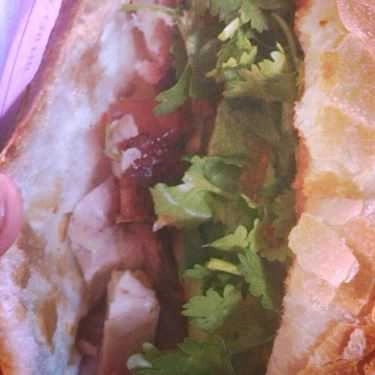 Món ăn- Ăn vặt Bánh Mì Heo Quay - Chợ Phạm Văn Hai