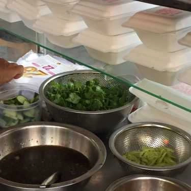 Tổng hợp- Ăn vặt Hùng Ký - Bánh Mì Heo Quay