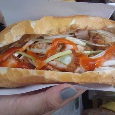 Món ăn- Ăn vặt Bánh Mì Heo Quay Thúy