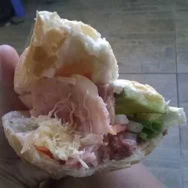 Món ăn- Tiệm Bánh Bánh Mì Hoàng Thanh
