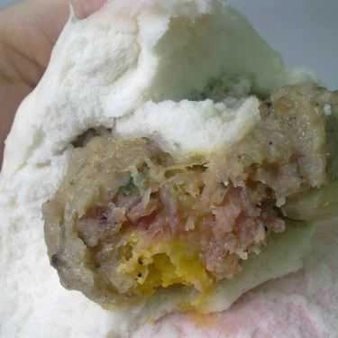 Món ăn- Tiệm Bánh Bánh Mì Hoàng Yến - Hoàng Văn Thụ