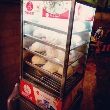 Không gian- Tiệm Bánh Bánh Mì Mỹ Lệ