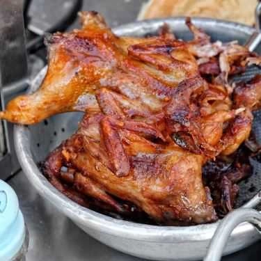 Món ăn- Ăn vặt Bánh Mì Nhồi Chim Cút