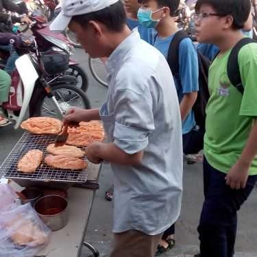 Tổng hợp- Ăn vặt Tuấn - Bánh Mì Nướng Muối Ớt