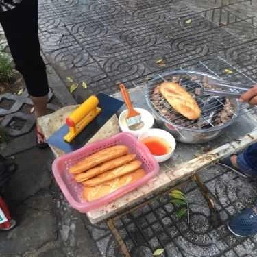 Món ăn- Ăn vặt Bánh Mì Nướng & Rong Biển Lắc Tỏi Phi