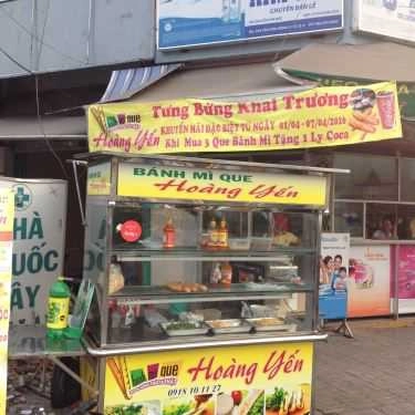 Không gian- Ăn vặt Hoàng Yến - Bánh Mì Que Bình Dân