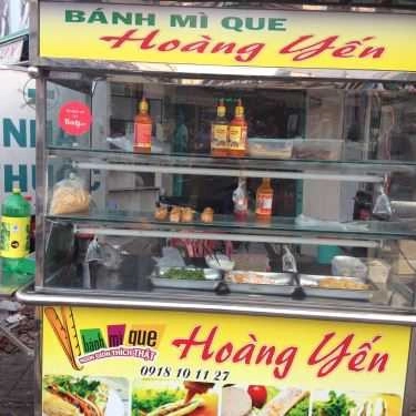 Không gian- Ăn vặt Hoàng Yến - Bánh Mì Que Bình Dân