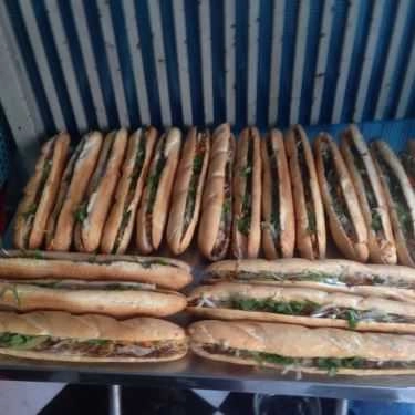 Món ăn- Ăn vặt Bánh Mì Que Song Nhi