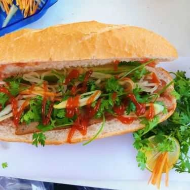 Món ăn- Ăn vặt Bánh Mì Sài Gòn - Bánh Mì Chả Tôm Mực