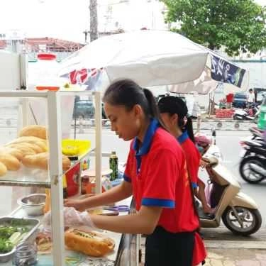 Tổng hợp- Ăn vặt Bánh Mì Sài Gòn - Bánh Mì Chả Tôm Mực