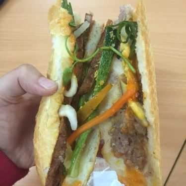 Món ăn- Ăn vặt Bánh Mì Sài Gòn - Bánh Mì Chả Tôm Mực