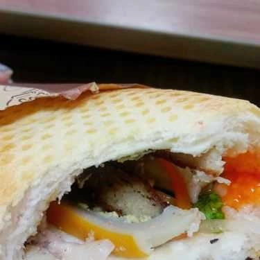 Món ăn- Ăn vặt Bánh Mì Sài Gòn - Bánh Mì Chả Tôm Mực