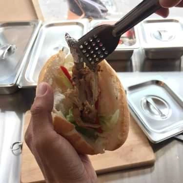 Món ăn- Ăn vặt Bánh Mì Sườn Cây - Nguyễn Thông