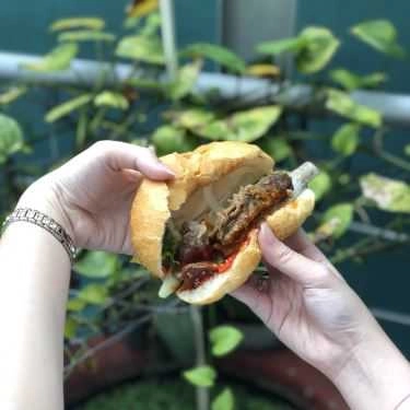 Món ăn- Ăn vặt Bánh Mì Sườn Cây - Nguyễn Thông