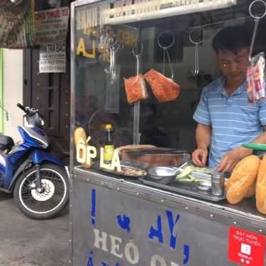 Tổng hợp- Tiệm Bánh Thành Tâm - Bánh Mì Heo Quay