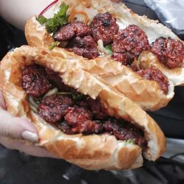 Món ăn- Ăn vặt Bánh Mì Thịt Nướng - Cao Thắng