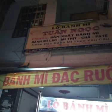 Không gian- Tiệm Bánh Tuấn Ngọc - Lò Bánh Mì