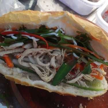 Món ăn- Ăn vặt Bánh Mì Bắp Bakery - Bánh Mì Gà Rôti